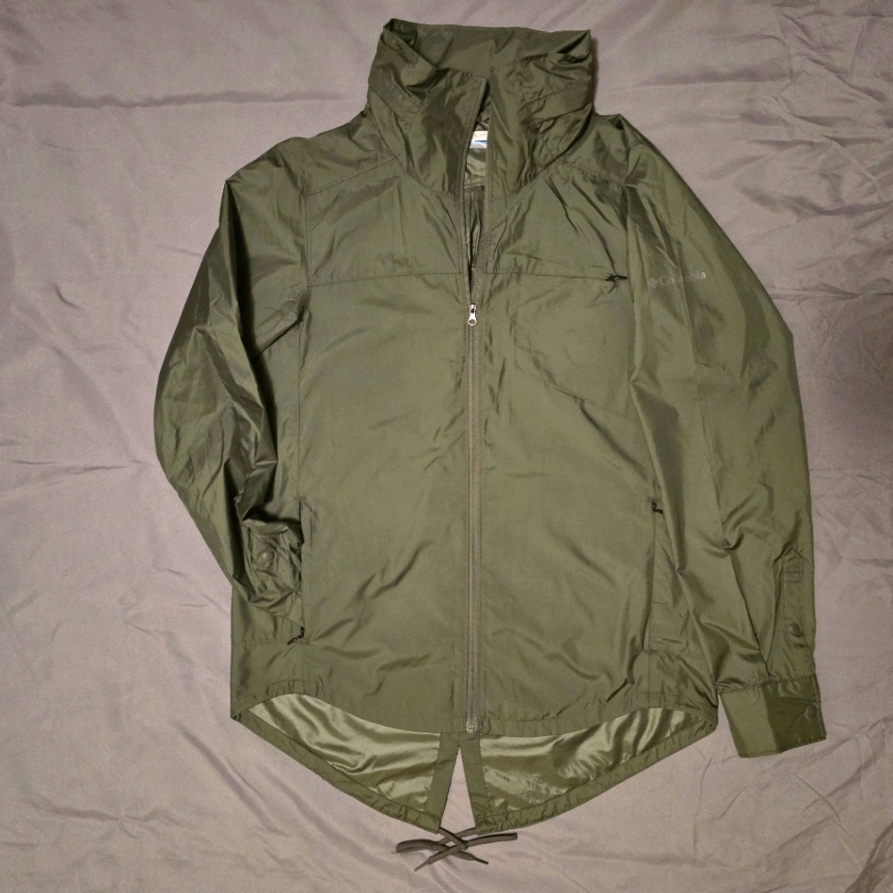 COLUMBIA Woman's Olove Green Lightweight Windbreaker Jacket Size Small Petite